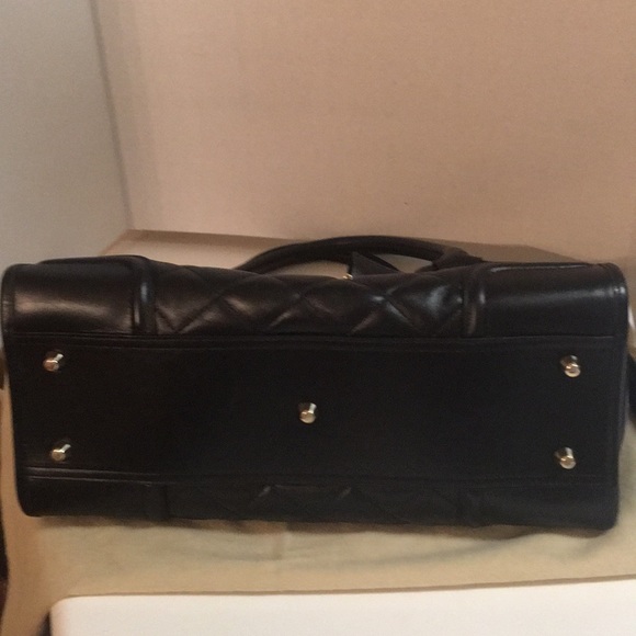 Burberry manor large black quilted leather tote - Picture 6 of 8